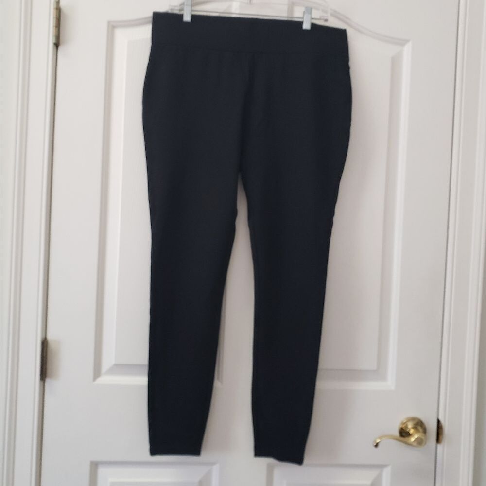 Matty M Black Women's Leggings